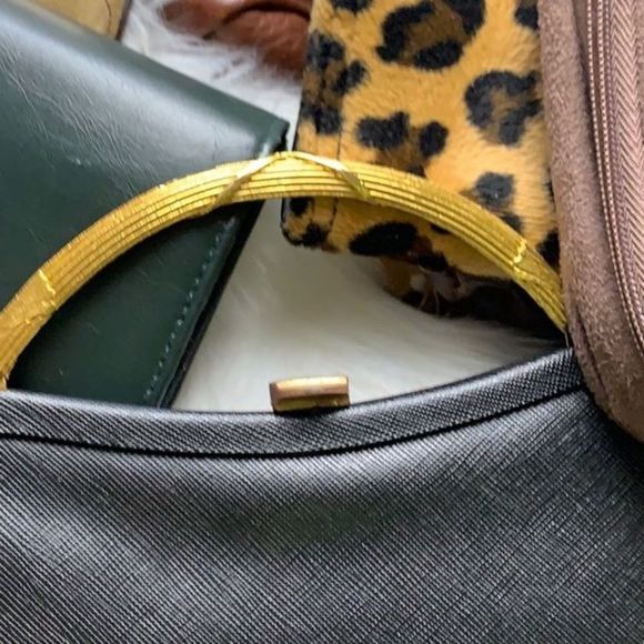 $100 Mystery Purse Reseller Box - Picture 3 of 7